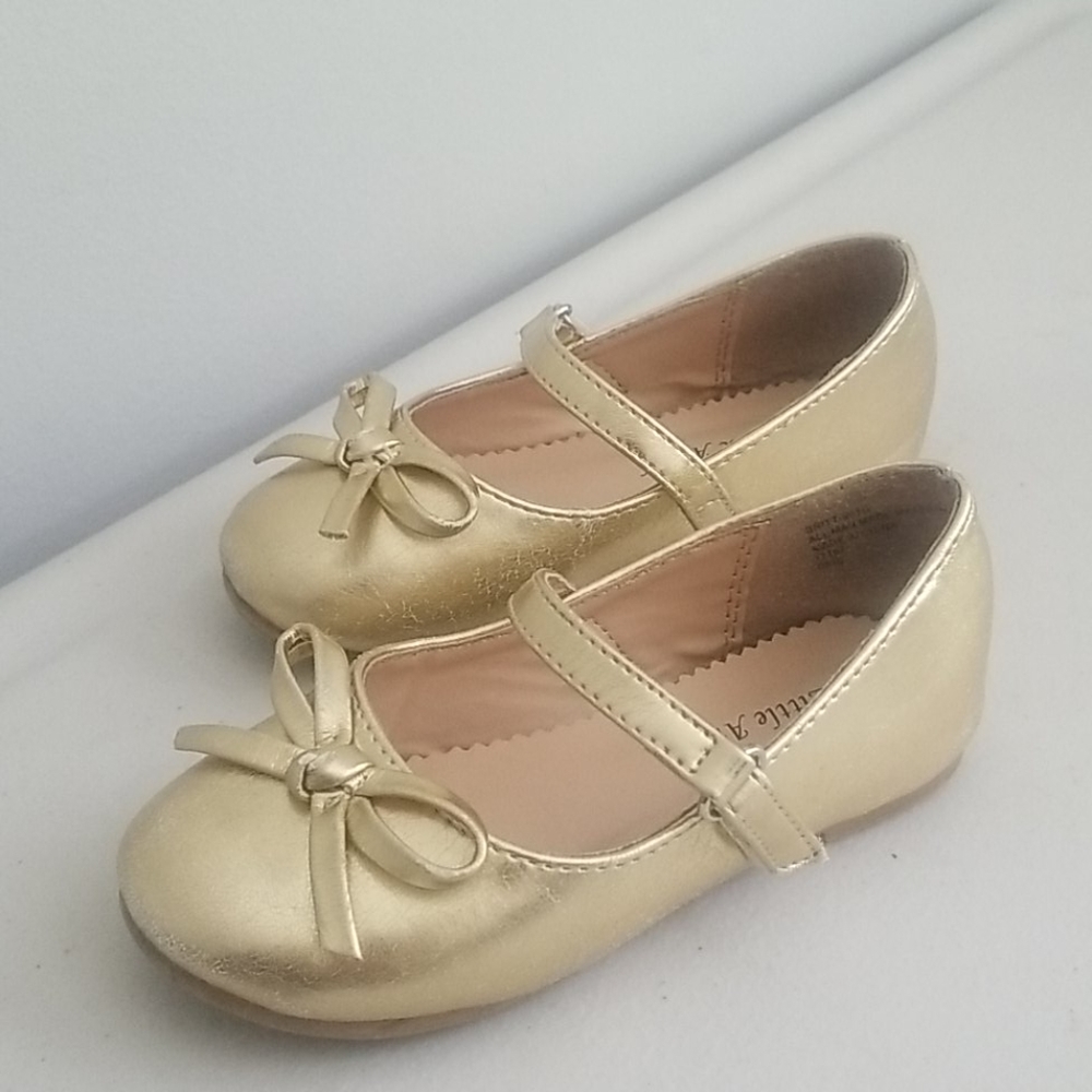 Gold flats